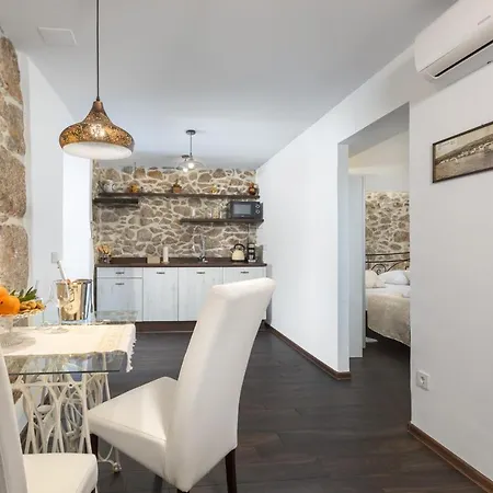 Mikulin Family Apartment Punat