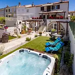 Appartement Mikulin Family Punat